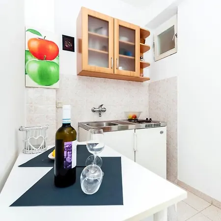 Studio Vania Rovinj Extérieur photo