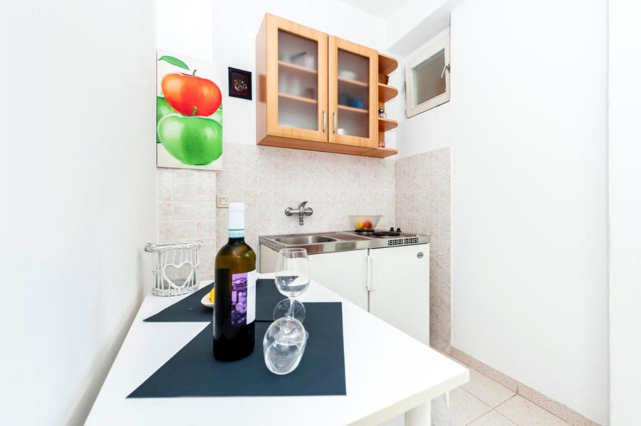 Vania Apartment *